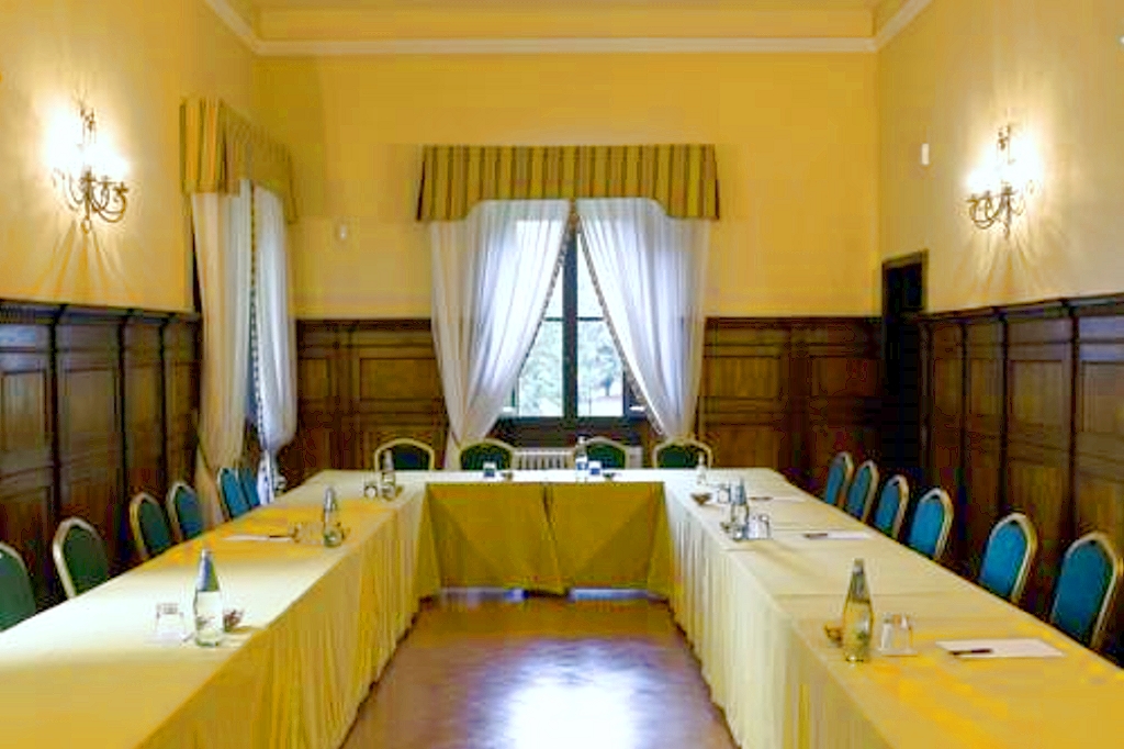 Spacious and tasteful room